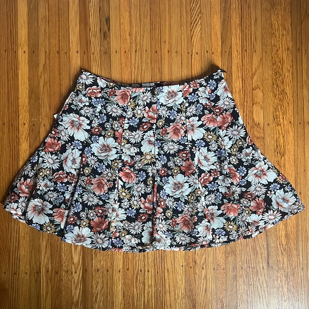 Forever 21 Flowy Floral Mini Skirt